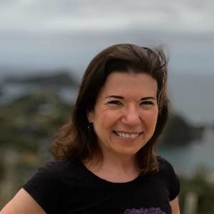 Meet your Posher, Andrea